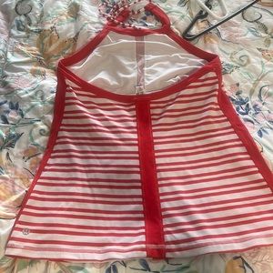 Lululemon shirt size 10